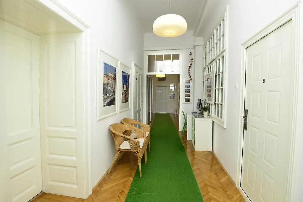 Galeria Rooms Ljubljana 3*,  Szlovénia
