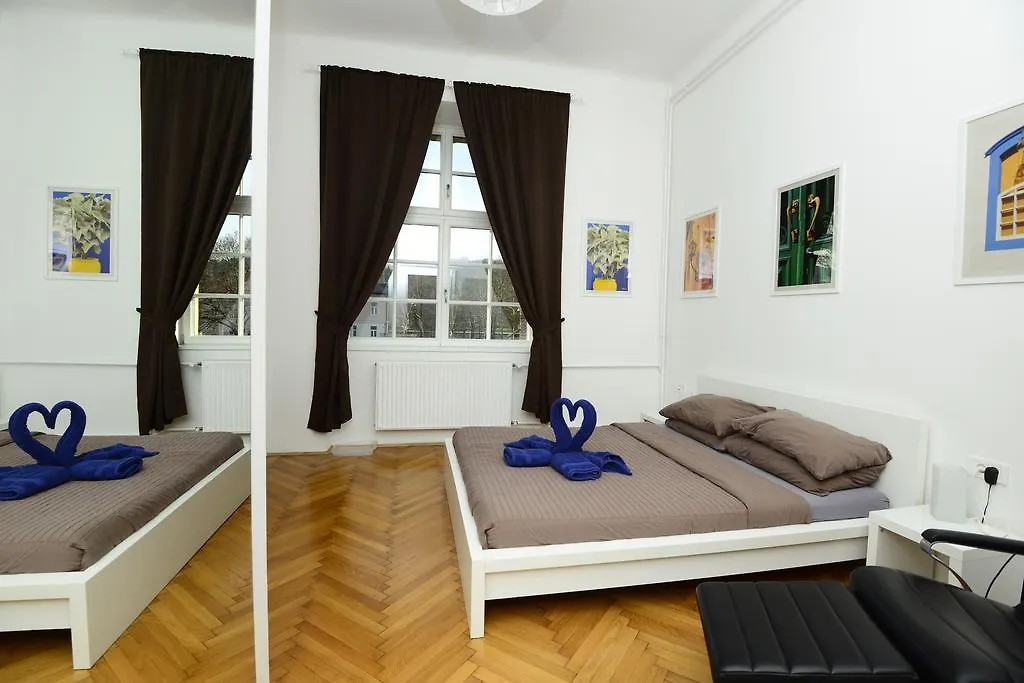 Vendégház Galeria Rooms Ljubljana